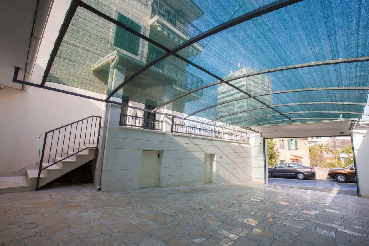 Apartments Dora Спліт Екстер'єр фото